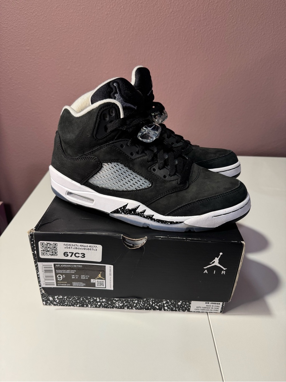 Jordan Men’s Retro 5 Sneakers - Black/White